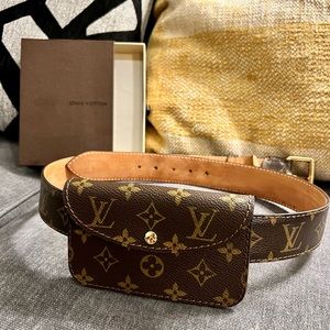 Louise Vuitton Attachable Pouch